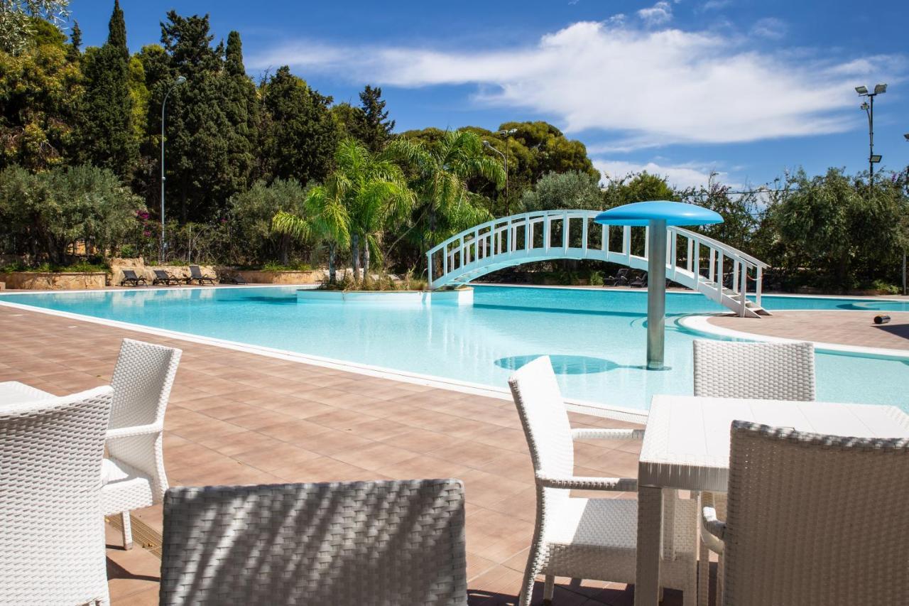 Villaggio Marinella Direttamente Sul Mare イーゾラ・ディ・カーポ・リッツート エクステリア 写真